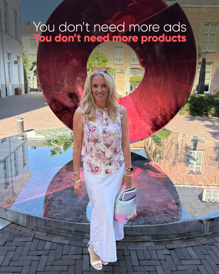 Instagram post from kellycolmanofficial. This post is in position 1.