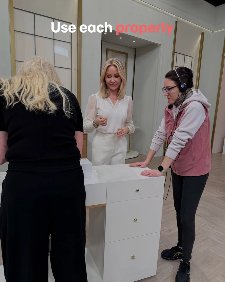 Instagram post from kellycolmanofficial. This post is in position 2.